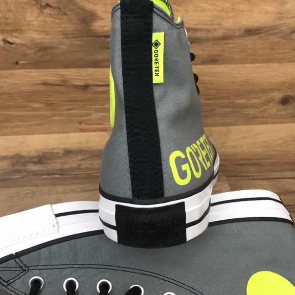 CONVERSE HIGH TOP BRAND NEW - Picture 5 of 15